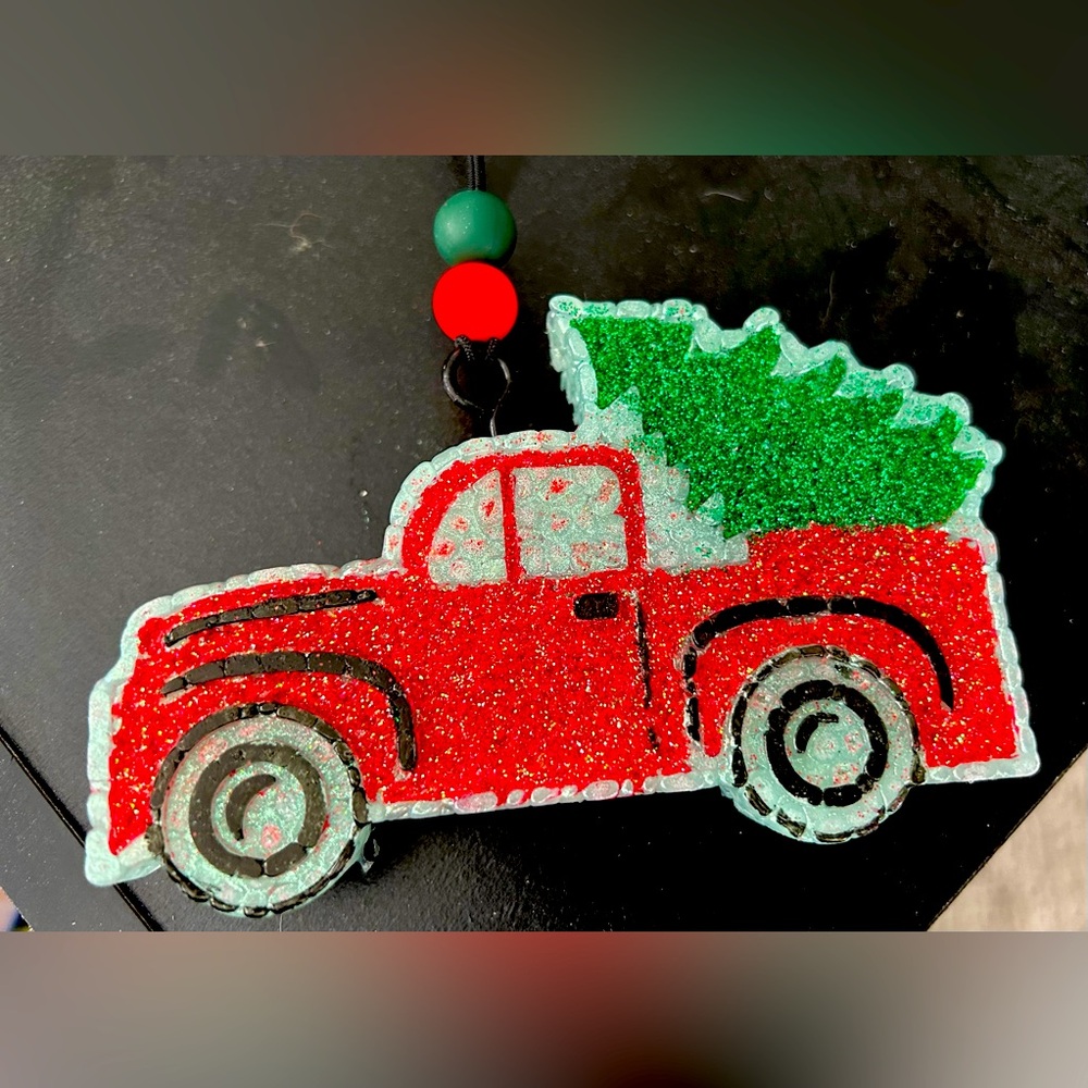 Sweet Christmas’s wreath scented little red truck car Freshie!